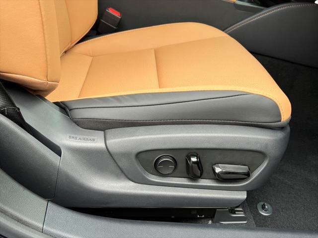 new 2025 Lexus ES 300h car, priced at $47,482