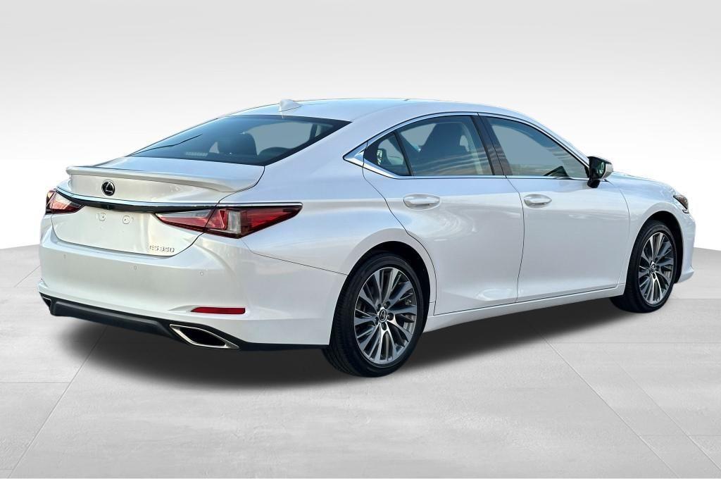 used 2021 Lexus ES 350 car, priced at $31,554