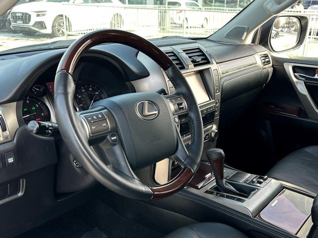 used 2015 Lexus GX 460 car, priced at $22,900