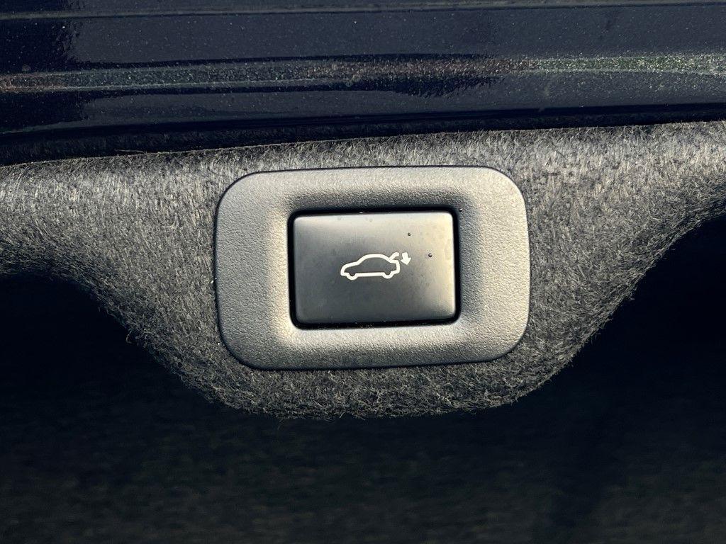 used 2024 Lexus ES 350 car, priced at $47,108