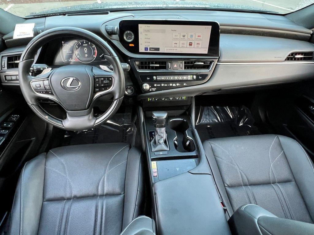 used 2024 Lexus ES 350 car, priced at $47,108