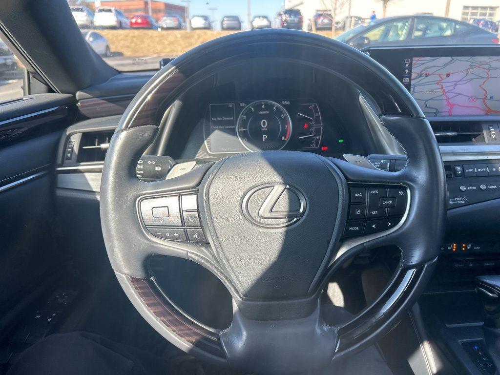 used 2019 Lexus ES 350 car, priced at $24,098