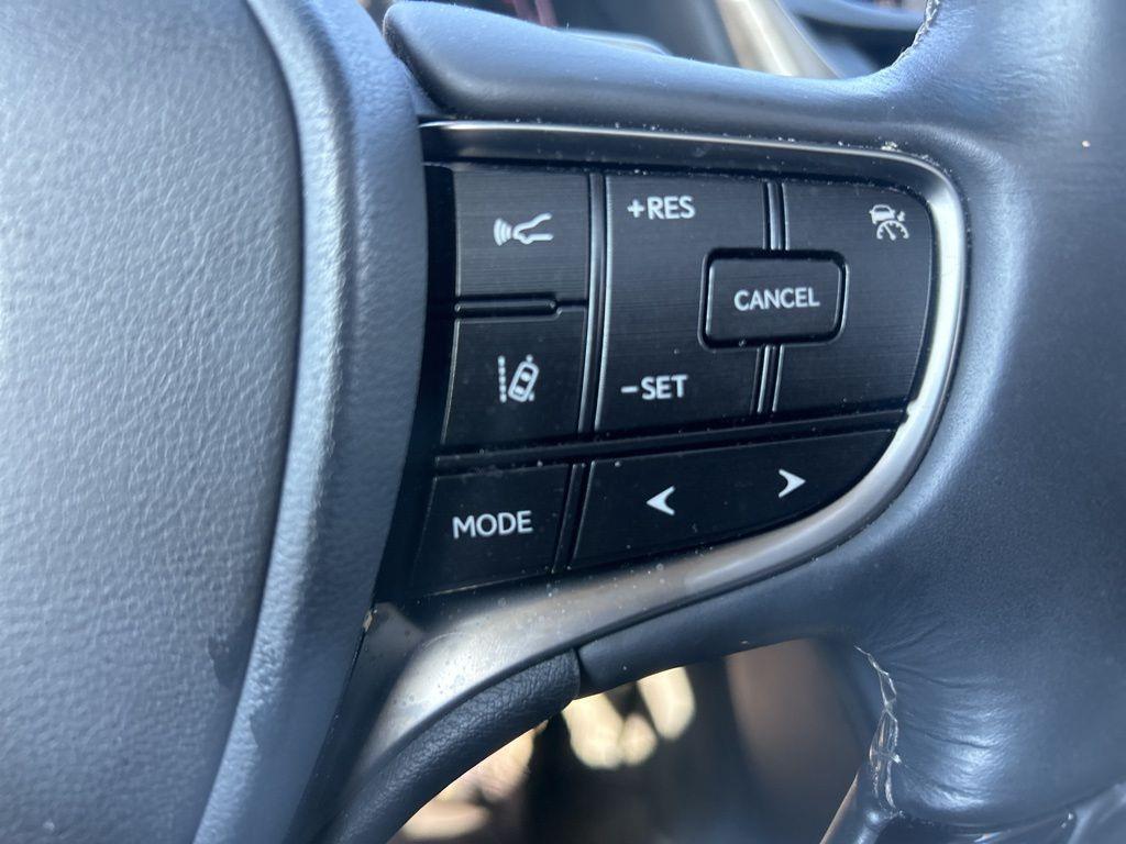 used 2019 Lexus ES 350 car, priced at $24,098