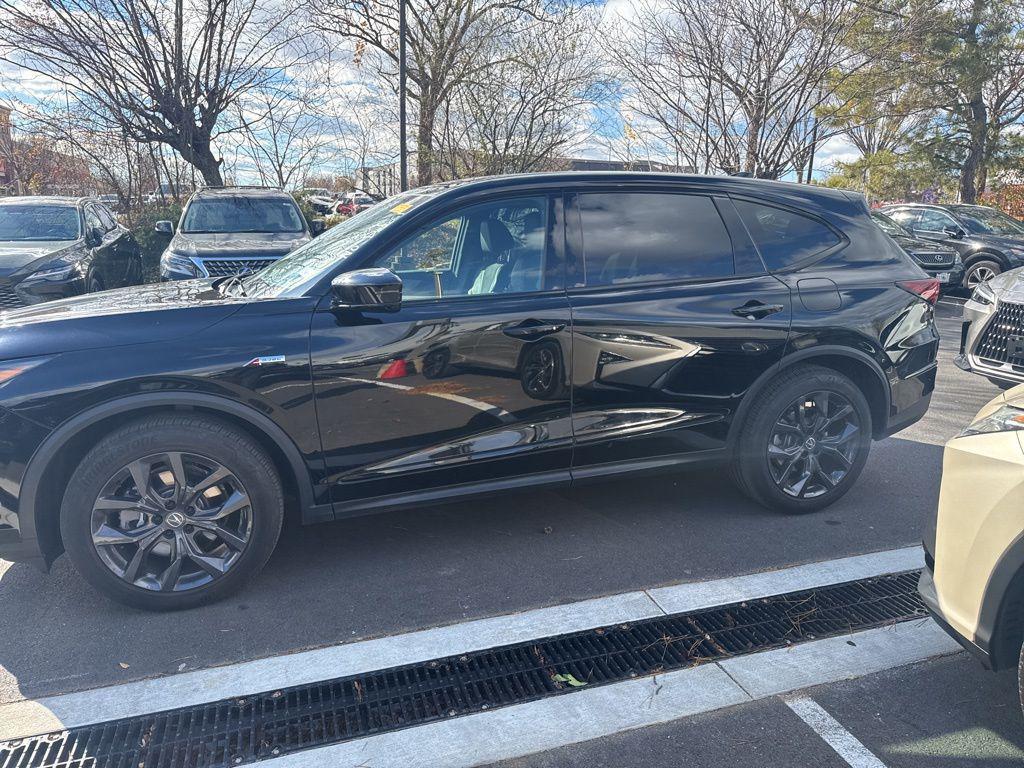 used 2022 Acura MDX car, priced at $40,882