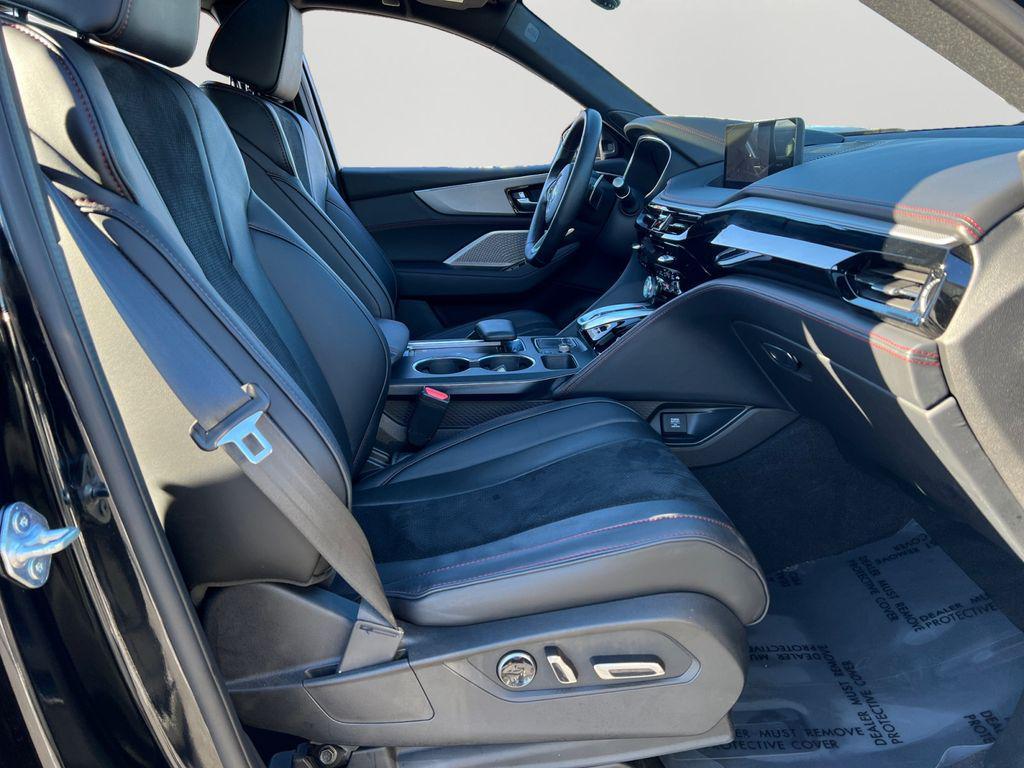 used 2022 Acura MDX car, priced at $39,042