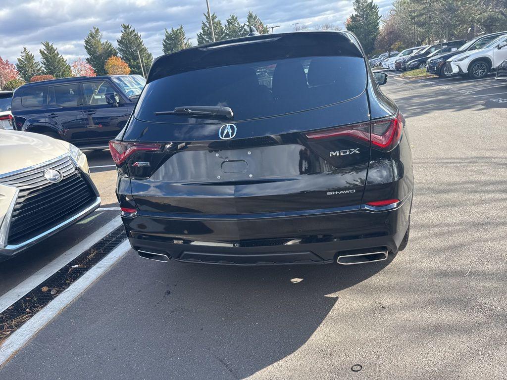 used 2022 Acura MDX car, priced at $40,882