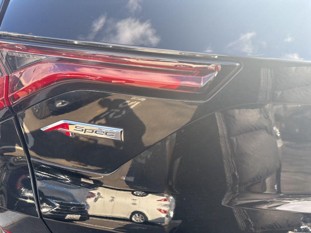 used 2022 Acura MDX car, priced at $40,882