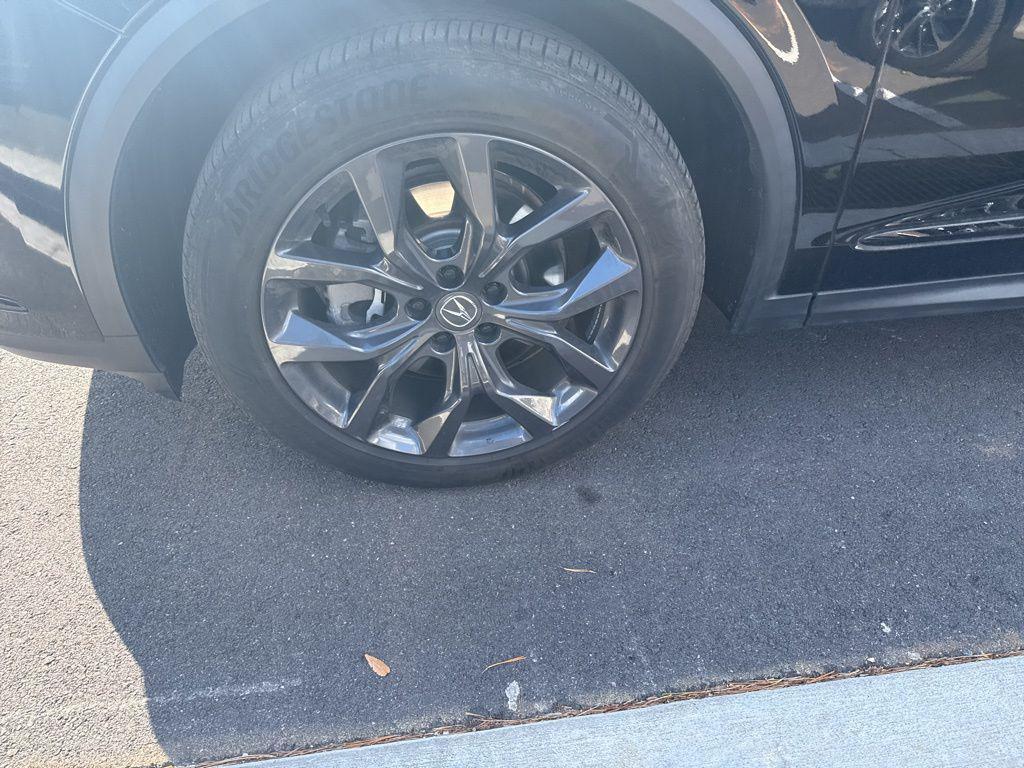 used 2022 Acura MDX car, priced at $40,882