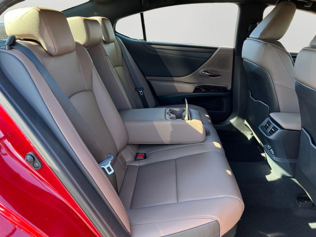 new 2025 Lexus ES 300h car, priced at $49,350