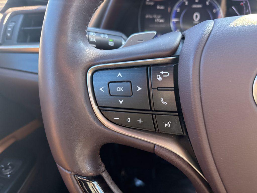 used 2019 Lexus ES 350 car, priced at $28,957