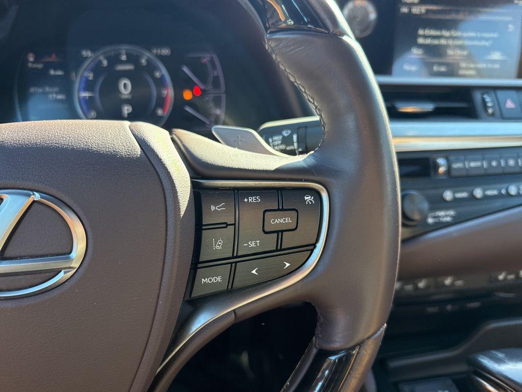 used 2019 Lexus ES 350 car, priced at $28,957