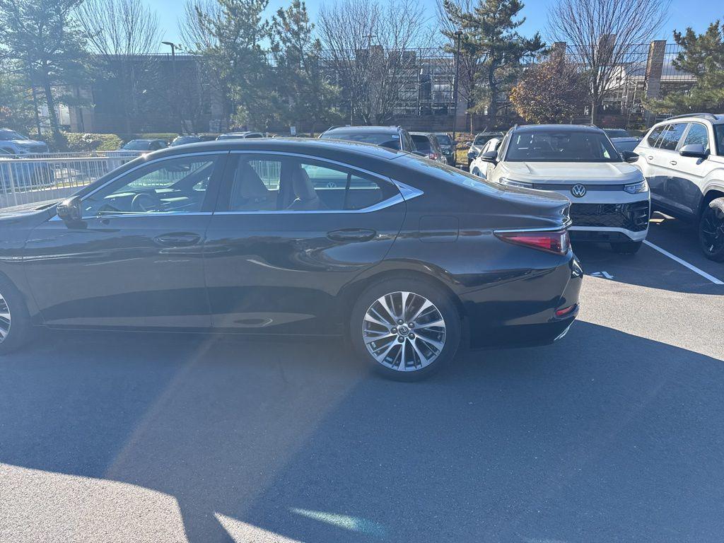 used 2019 Lexus ES 350 car, priced at $28,957