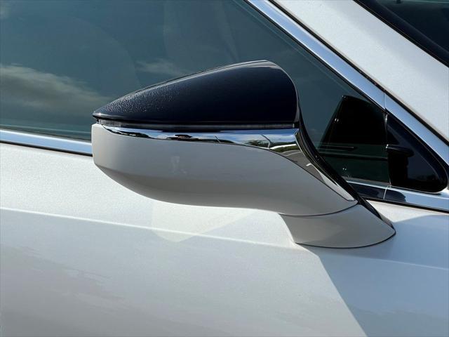 used 2022 Lexus ES 350 car, priced at $38,544