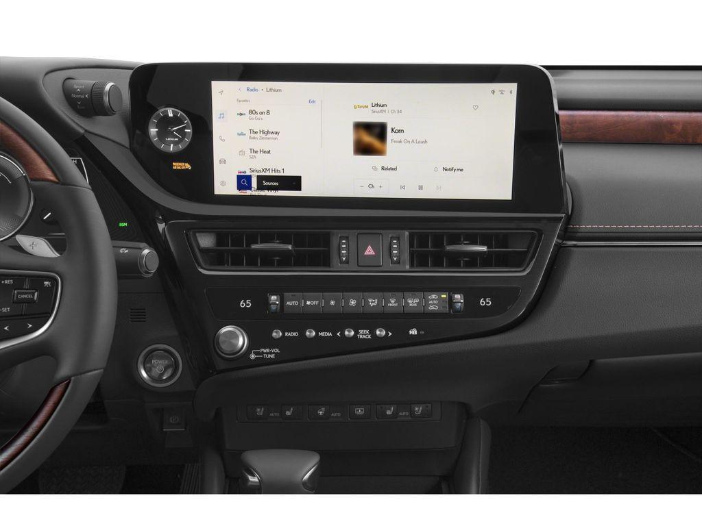 new 2025 Lexus ES 300h car, priced at $57,269