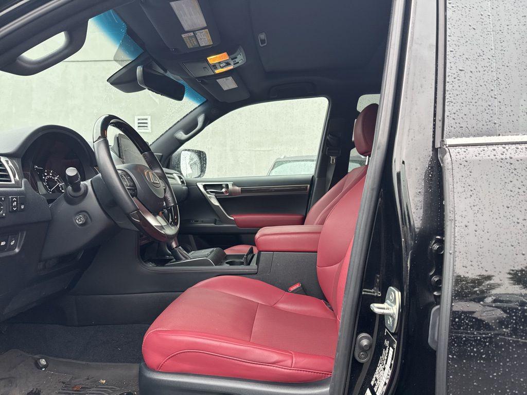 used 2023 Lexus GX 460 car, priced at $53,176