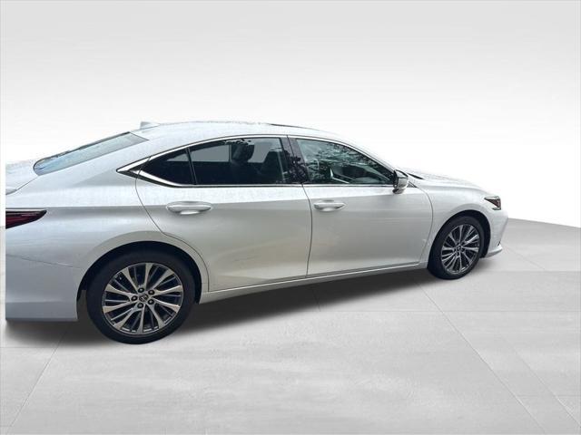 used 2021 Lexus ES 250 car, priced at $31,800