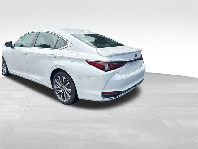 used 2021 Lexus ES 250 car, priced at $31,800