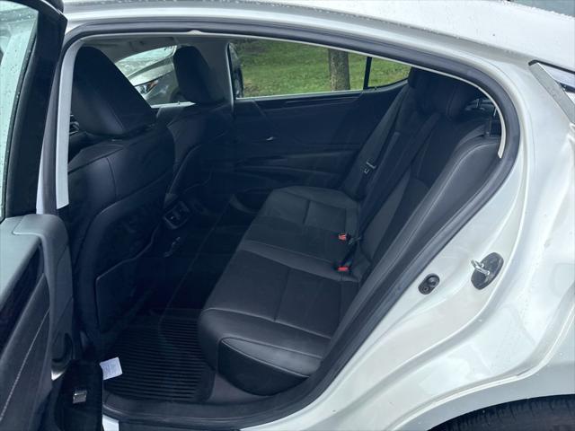 used 2021 Lexus ES 250 car, priced at $31,800