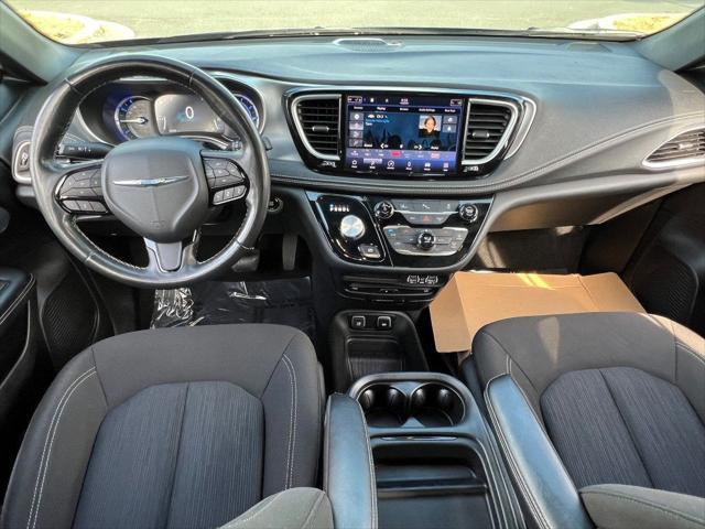 used 2021 Chrysler Pacifica Hybrid car, priced at $27,332