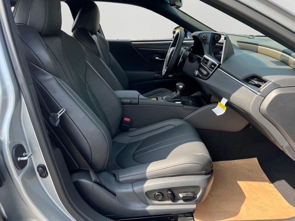 new 2025 Lexus ES 350 car, priced at $56,420