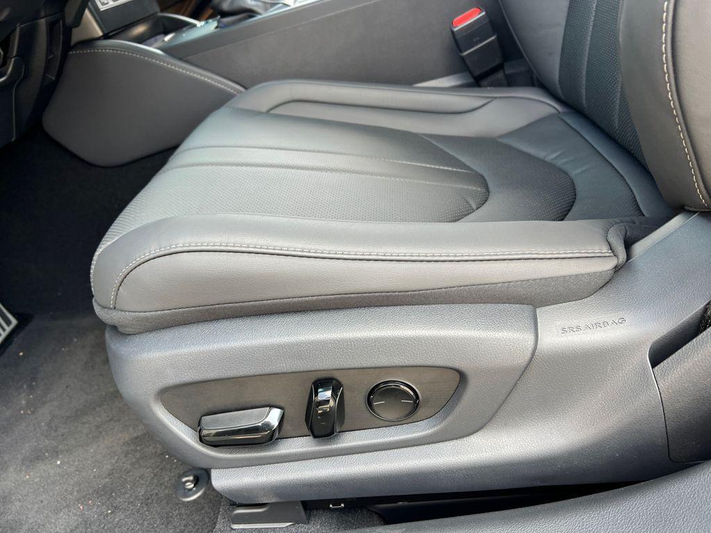 new 2025 Lexus ES 350 car, priced at $56,420