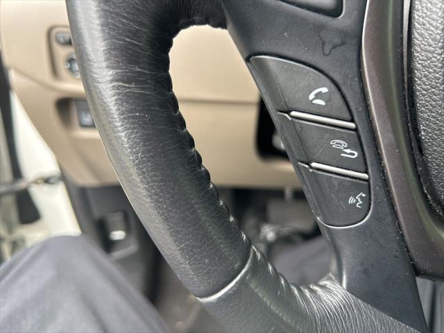 used 2017 Honda Pilot car, priced at $21,344
