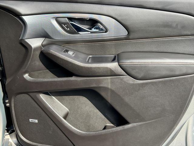used 2018 Chevrolet Traverse car, priced at $19,990