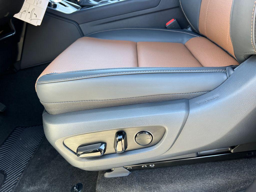 new 2025 Lexus GX 550 car, priced at $75,078