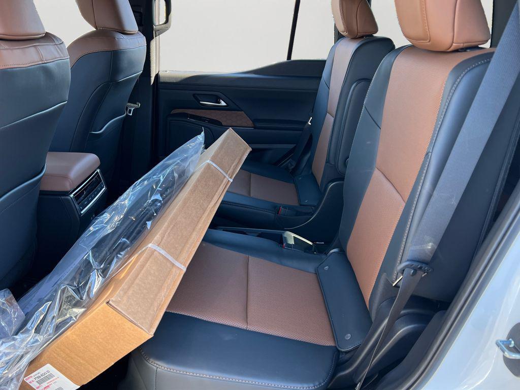 new 2025 Lexus GX 550 car, priced at $75,078