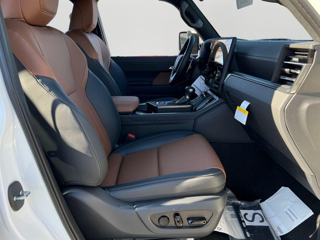 new 2025 Lexus GX 550 car, priced at $75,078