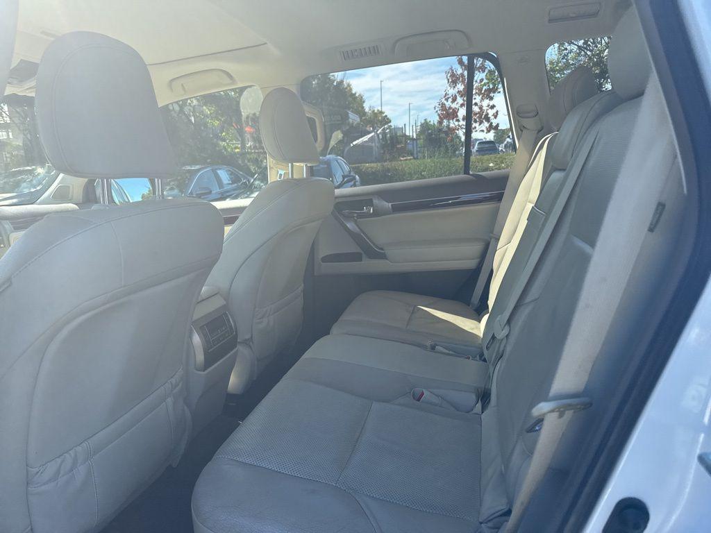 used 2019 Lexus GX 460 car, priced at $32,990