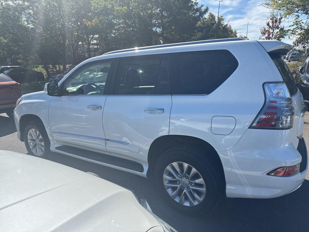 used 2019 Lexus GX 460 car, priced at $32,990