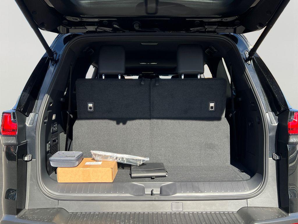 new 2025 Lexus LX 600 car, priced at $117,504
