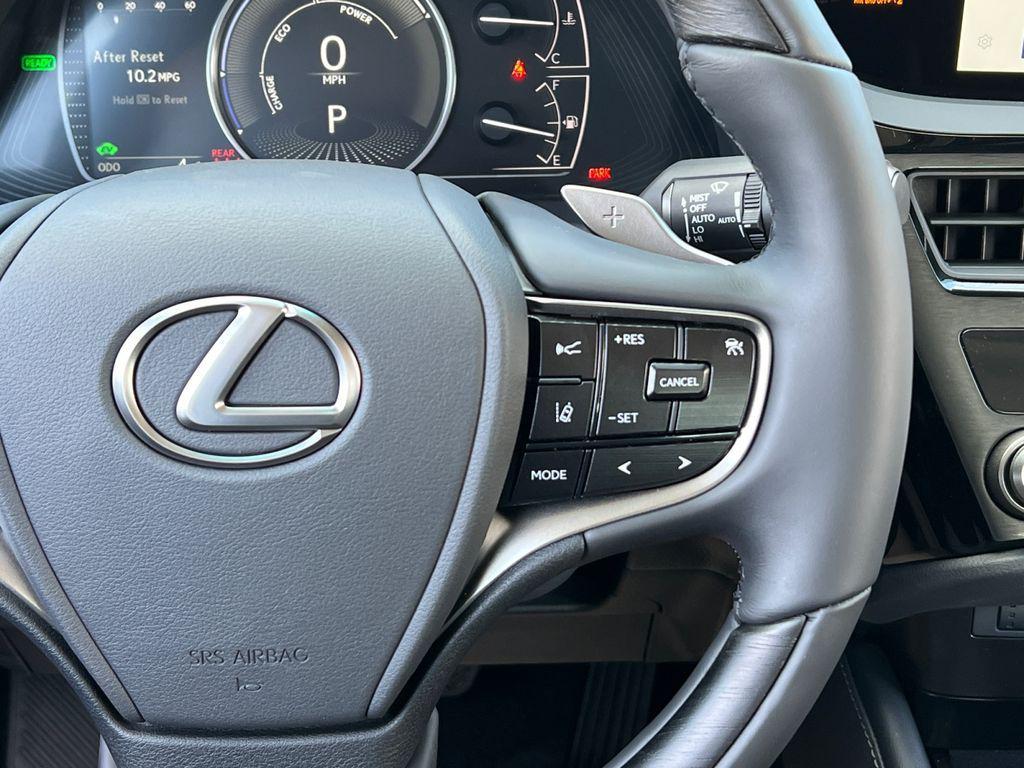 new 2025 Lexus ES 300h car, priced at $54,824