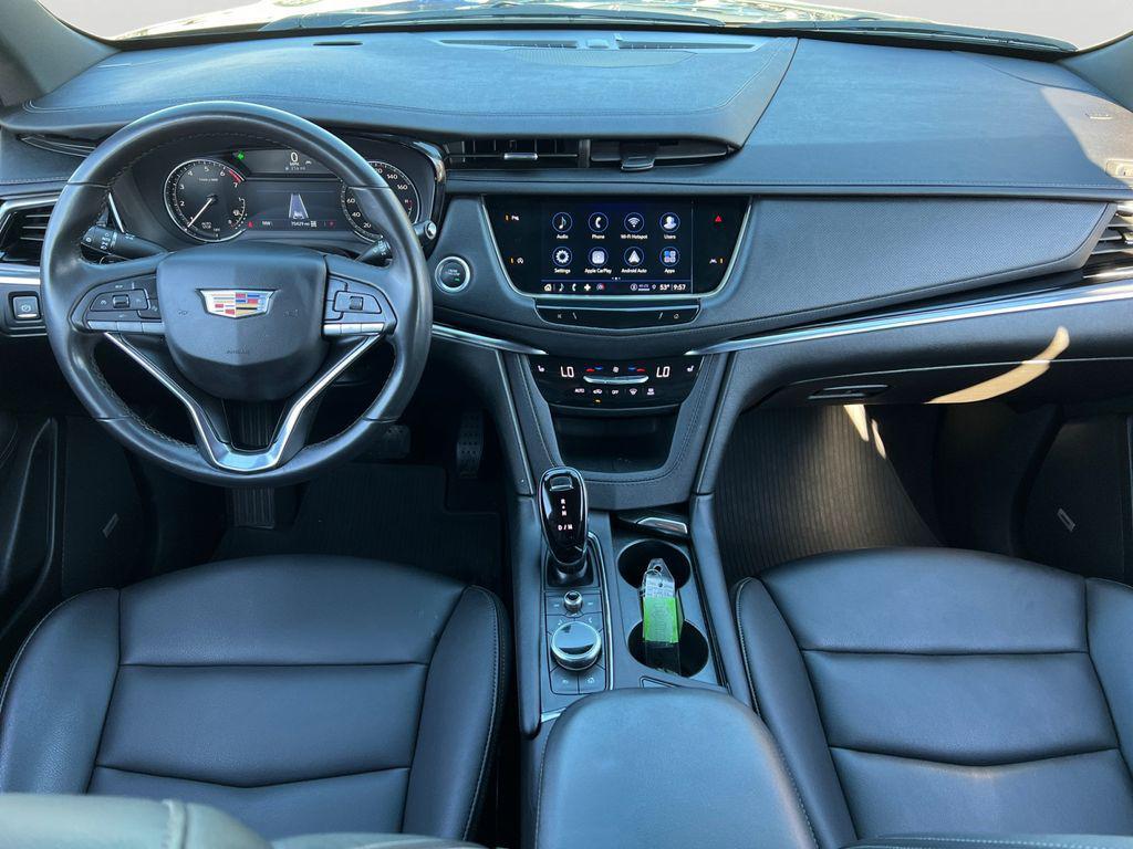 used 2024 Cadillac XT6 car, priced at $30,789