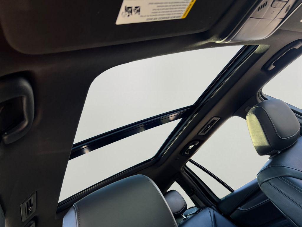 used 2024 Cadillac XT6 car, priced at $30,789