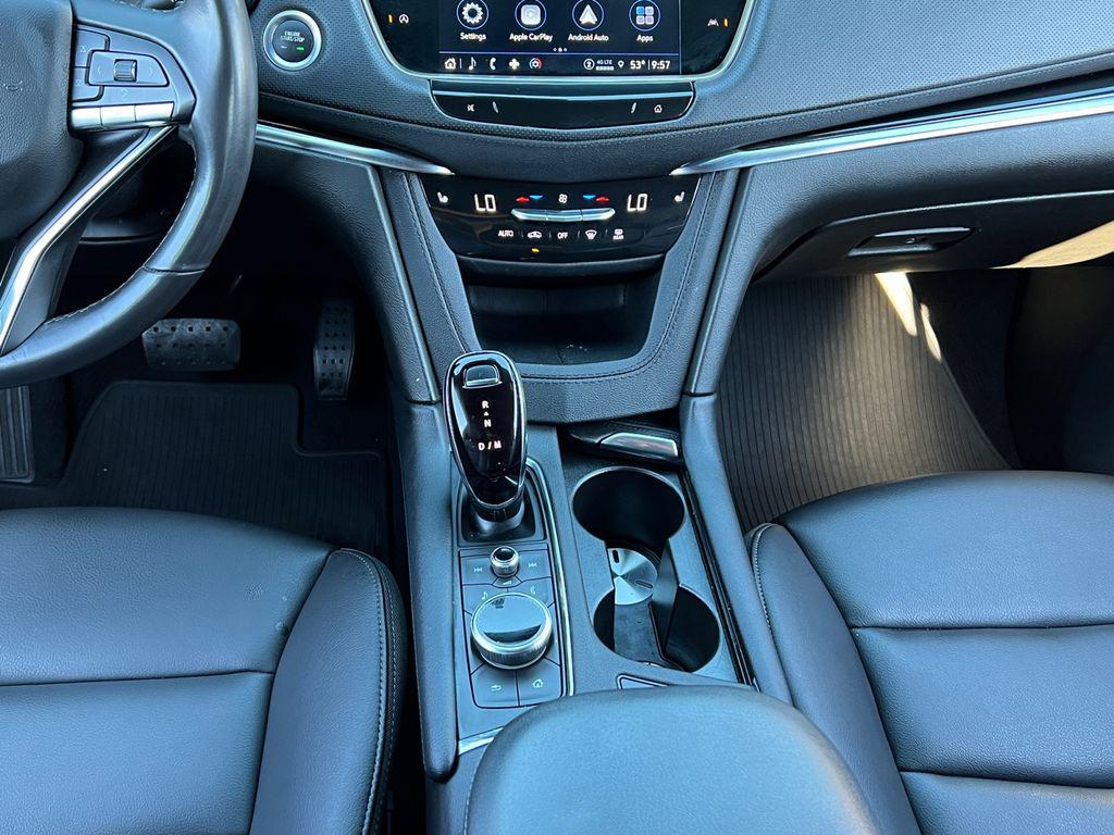 used 2024 Cadillac XT6 car, priced at $30,789