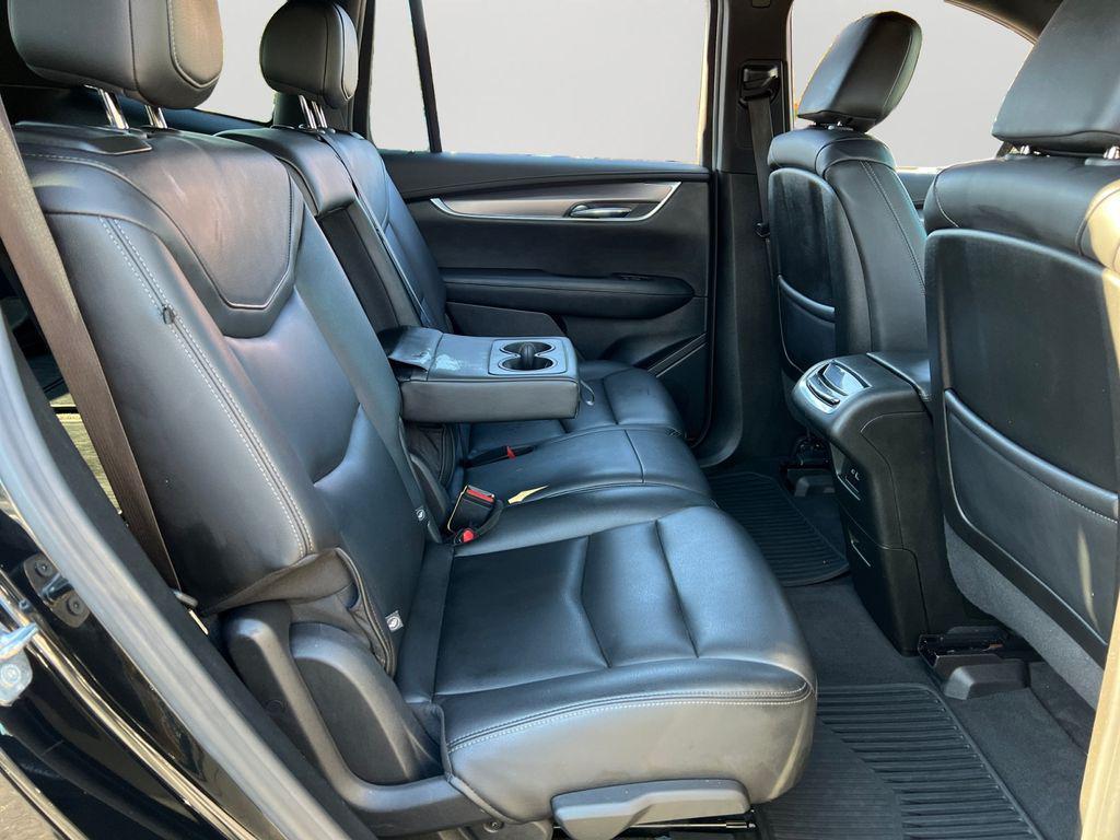 used 2024 Cadillac XT6 car, priced at $30,789