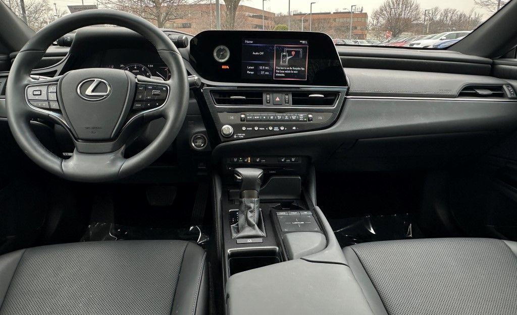 used 2022 Lexus ES 350 car, priced at $35,425