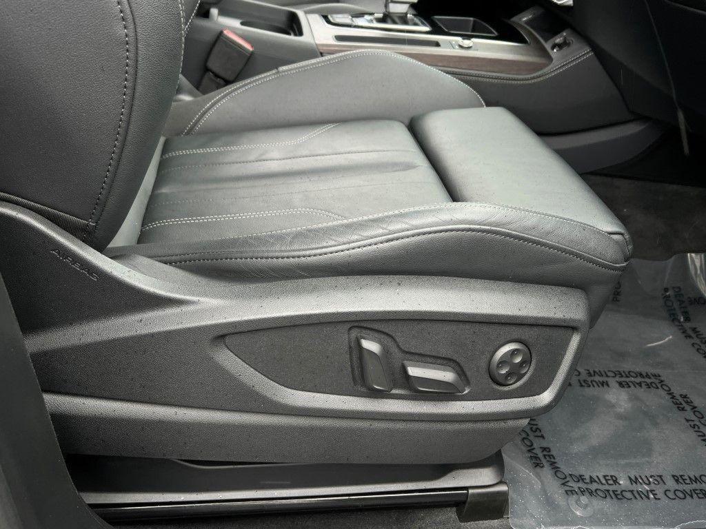 used 2024 Audi Q5 car, priced at $33,799