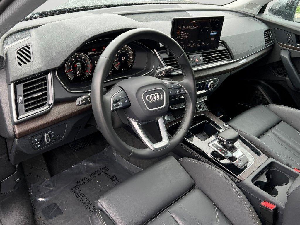used 2024 Audi Q5 car, priced at $33,799