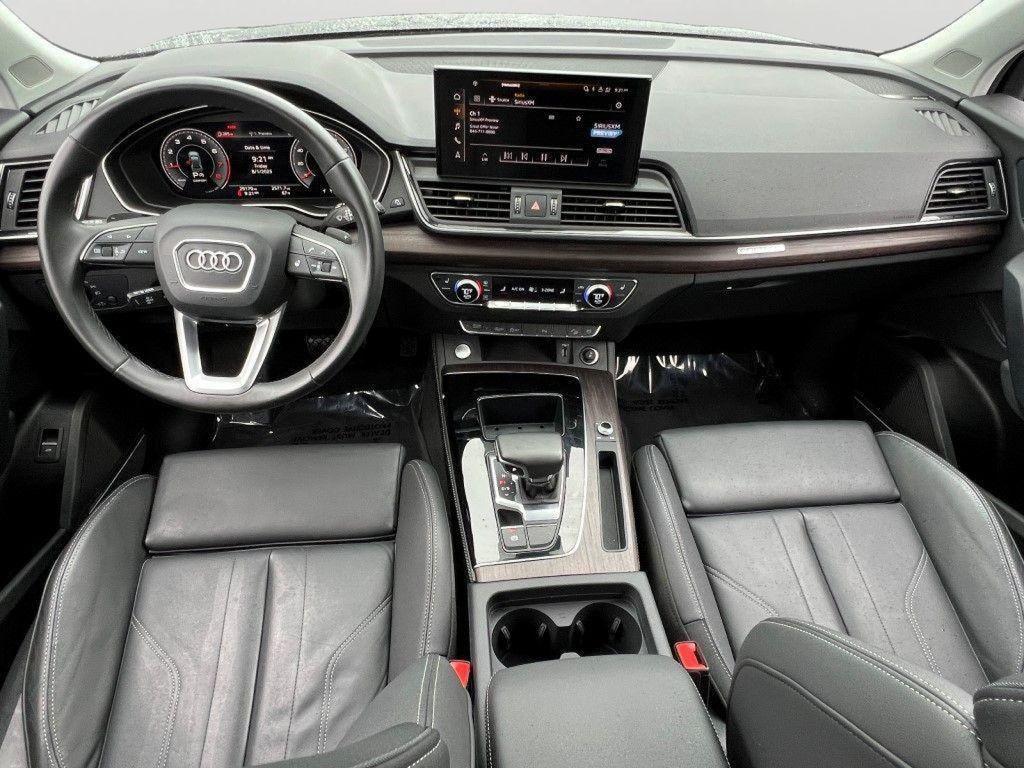 used 2024 Audi Q5 car, priced at $33,799