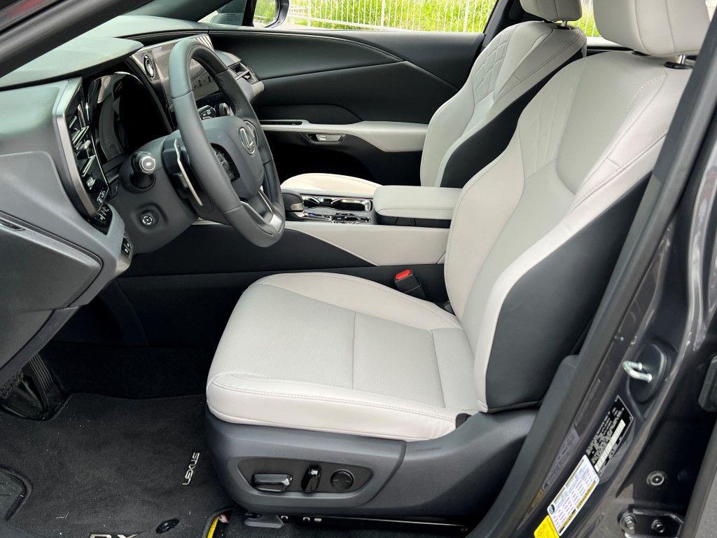 used 2025 Lexus RX 350 car, priced at $53,900