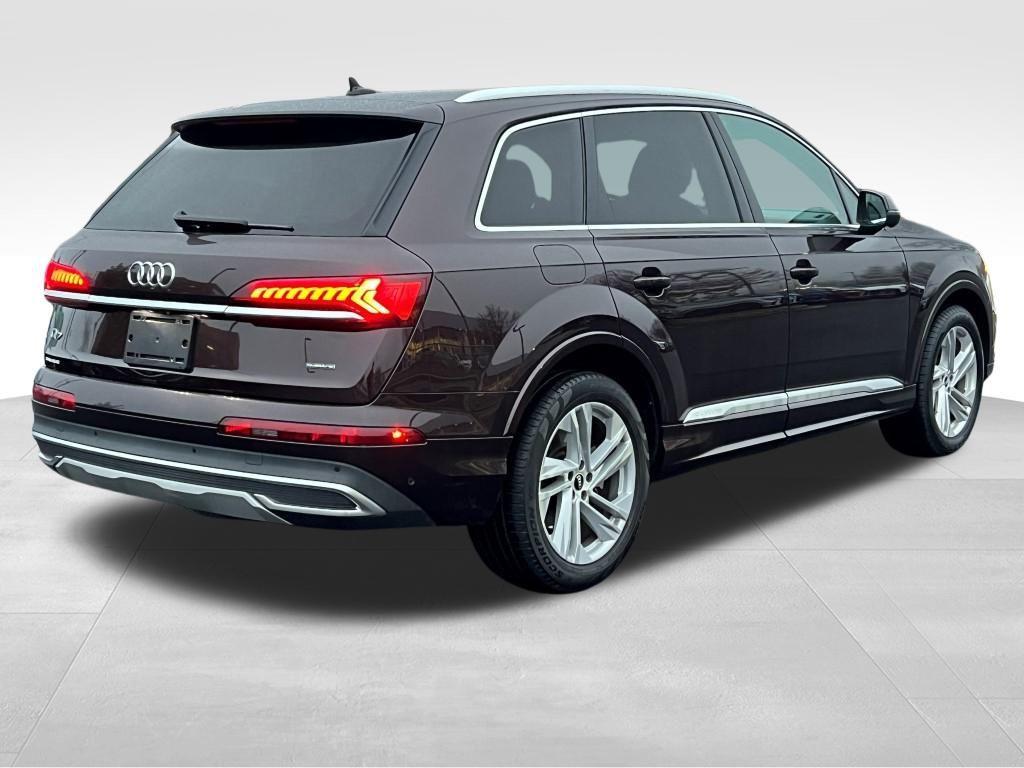 used 2021 Audi Q7 car, priced at $34,546