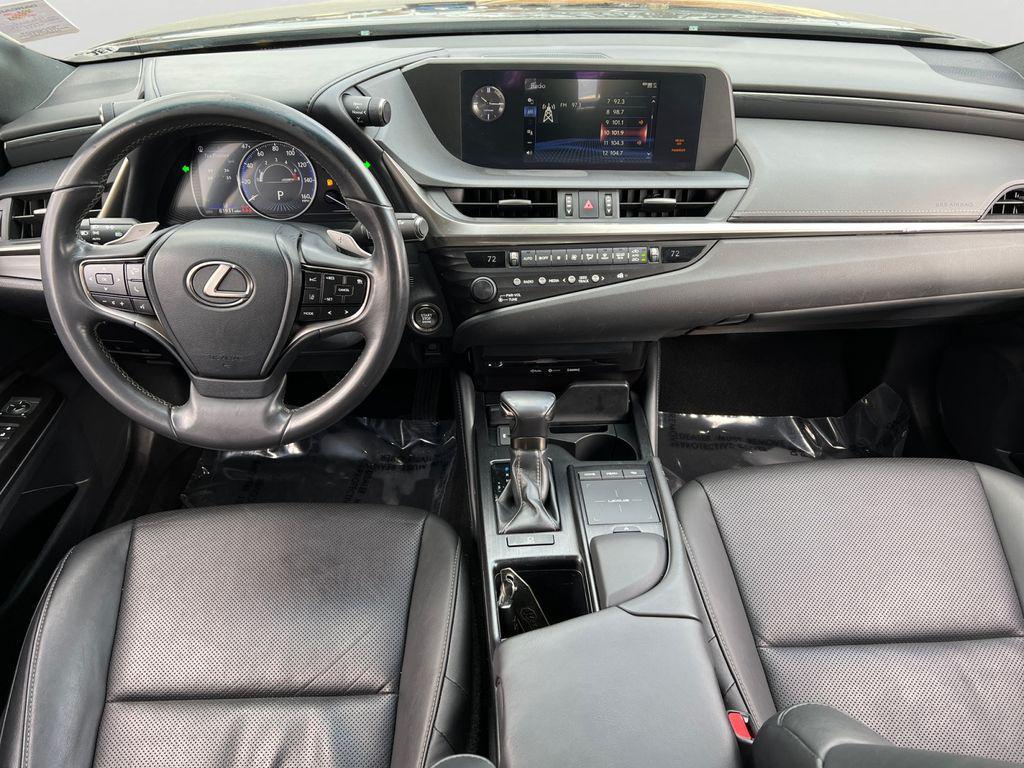 used 2019 Lexus ES 350 car, priced at $24,899