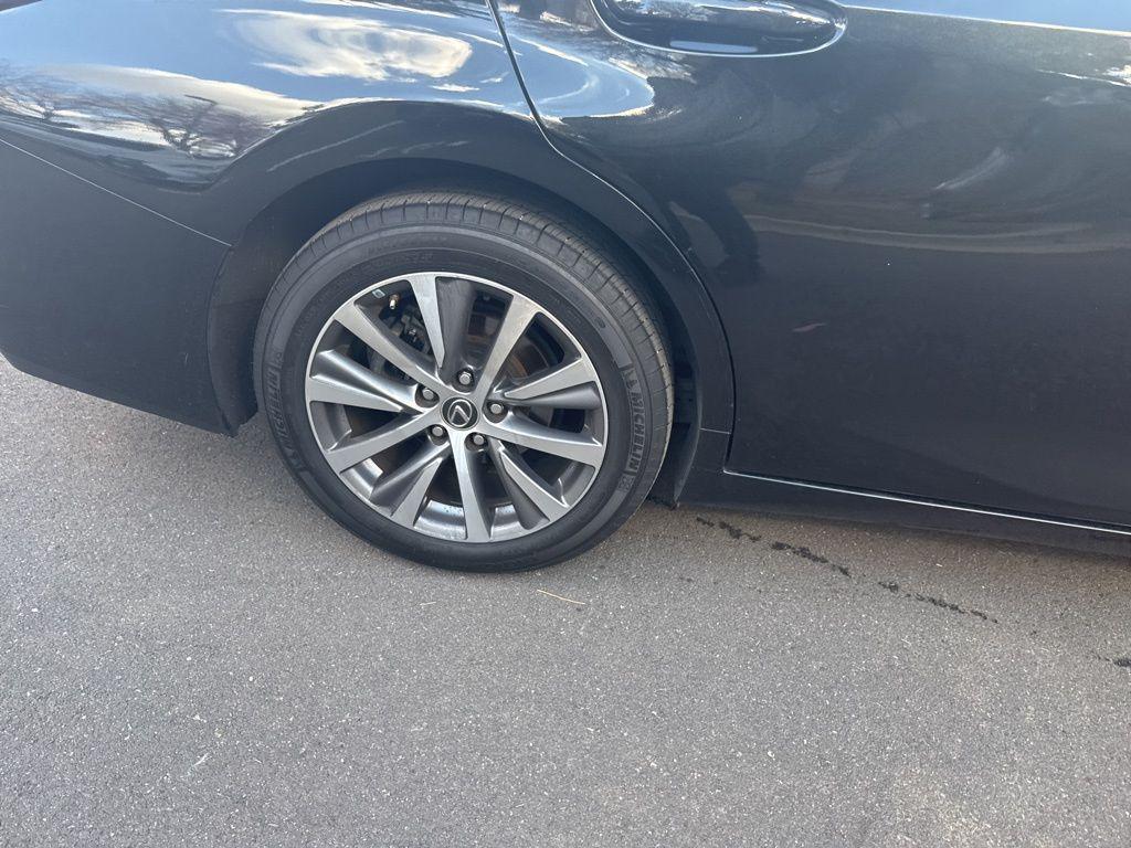 used 2019 Lexus ES 350 car, priced at $24,899
