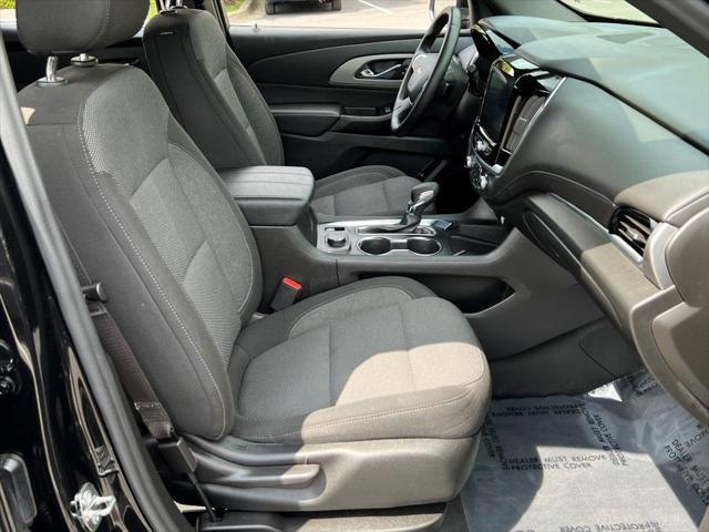 used 2023 Chevrolet Traverse car, priced at $32,143