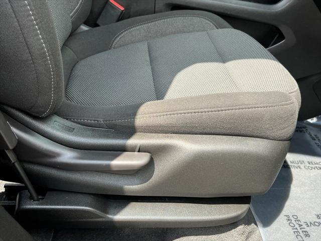 used 2023 Chevrolet Traverse car, priced at $32,143