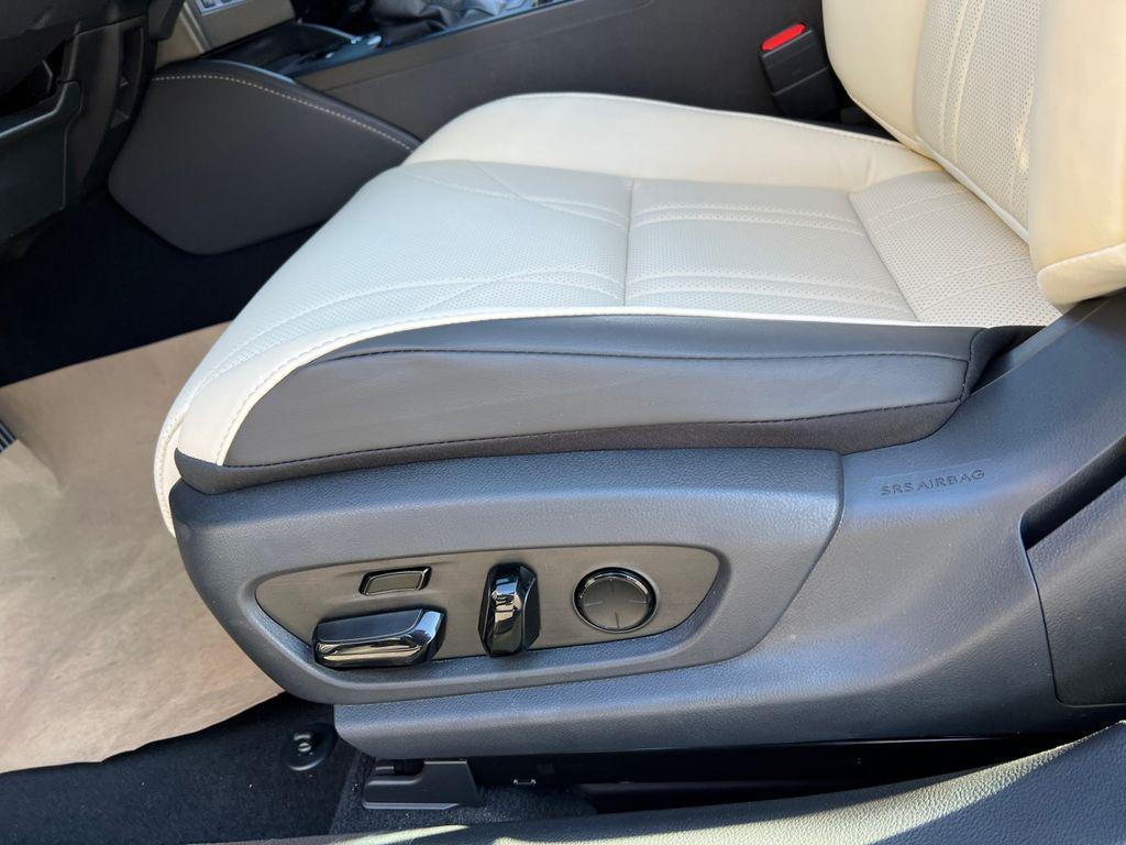 new 2025 Lexus ES 300h car, priced at $54,739