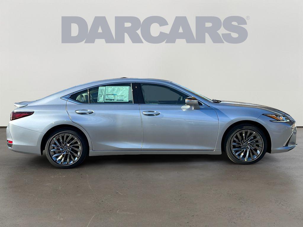 new 2025 Lexus ES 300h car, priced at $54,739